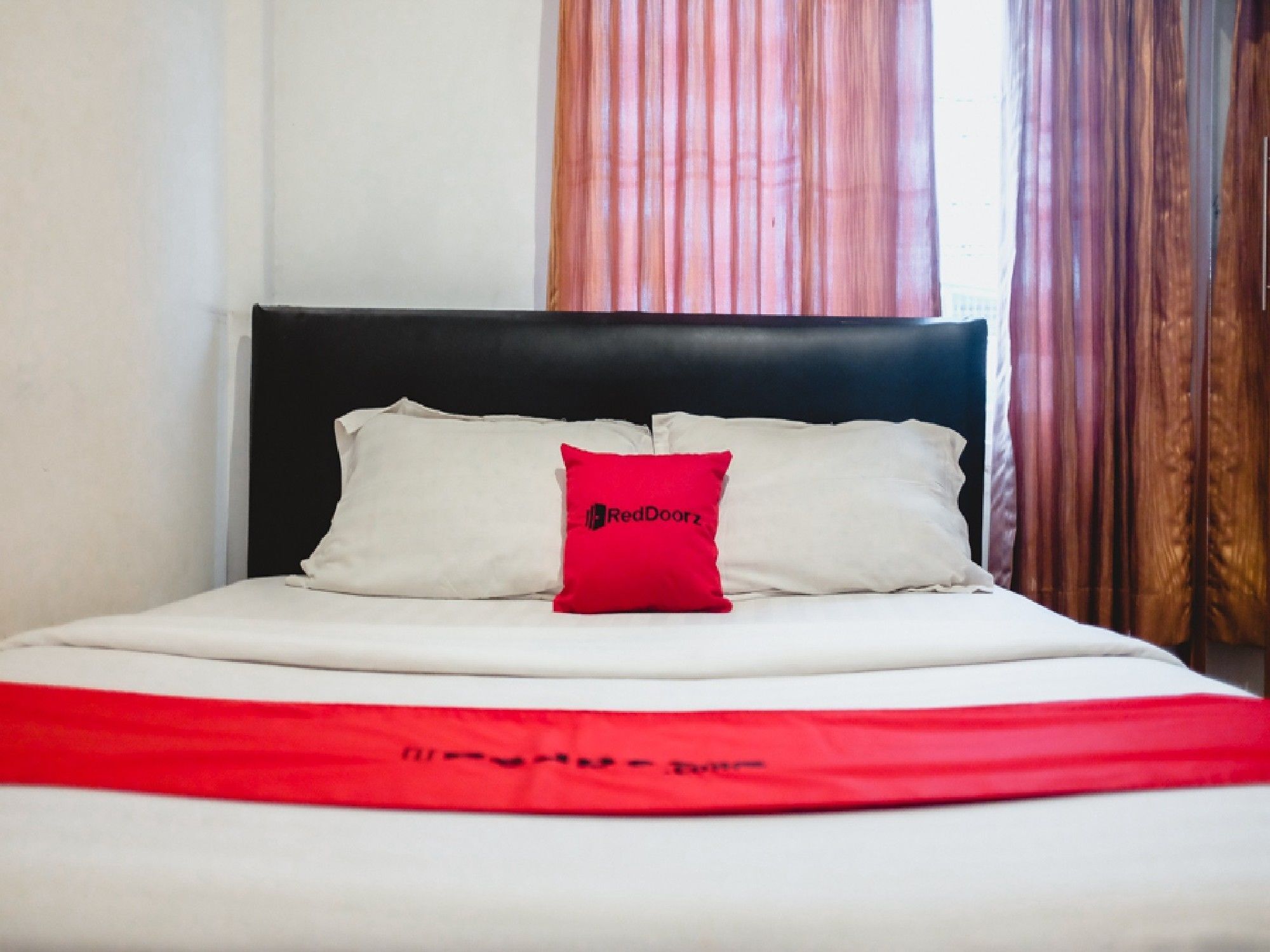 Reddoorz Plus Near Palembang Indah Mall المظهر الخارجي الصورة